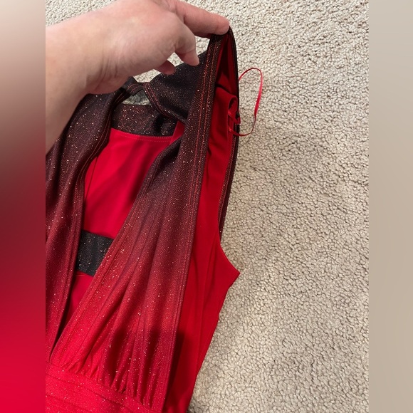 Women's R&M RICHARDS red glitter ruffled sleveless MiniDress - Picture 11 of 11